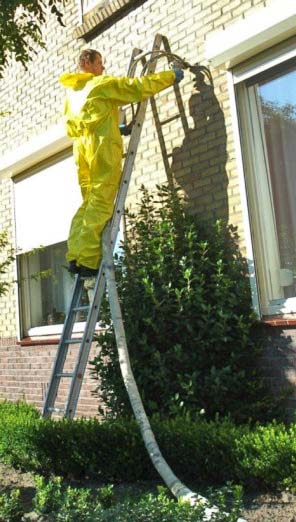 Cavity wall insulation